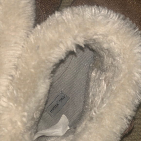 Girl Boots - Picture 3 of 5